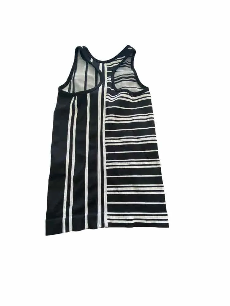 Women's Women Size Small Athleta Black Print female Sportswear
